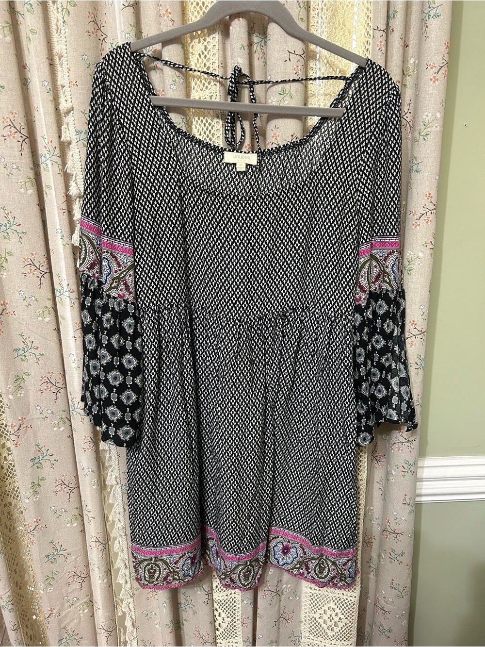 Umgee Mixed Print Bell Sleeve Tunic Dress Size Medium Boho Peasant Festival